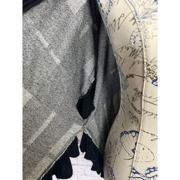 Black and Cream Open Poncho Style Cardigan Oversized Women’s X-Large - Picture 8 of 8